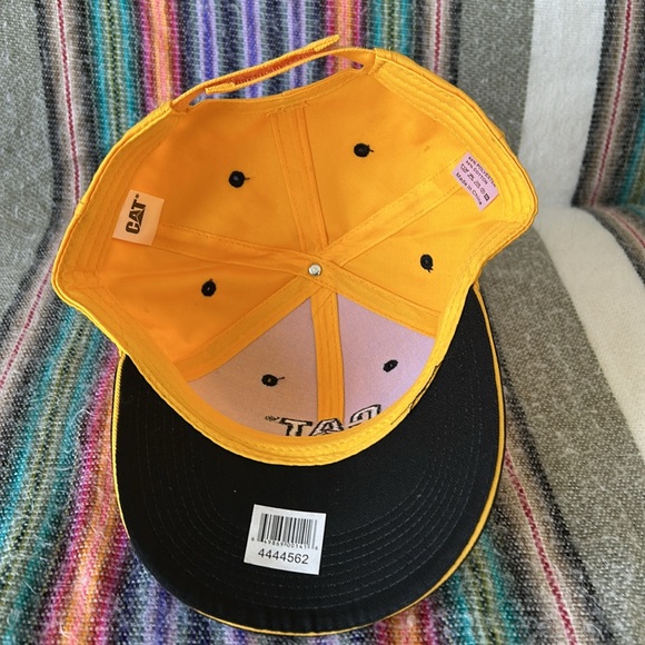 NWOT CAT Caterpillar Equipment hook and loop back 5 panel trucker baseball hat - Picture 5 of 7